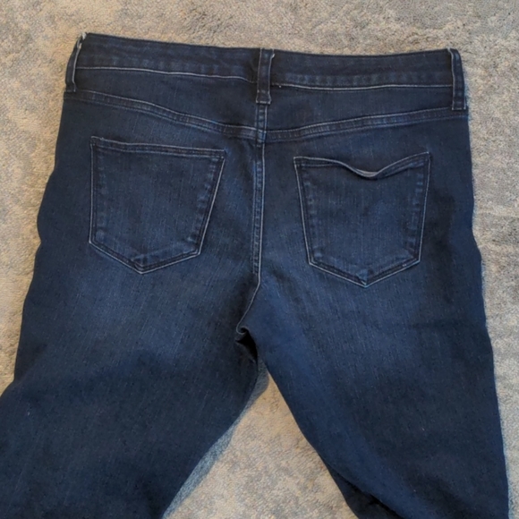 Universal thread jeans - Picture 3 of 3